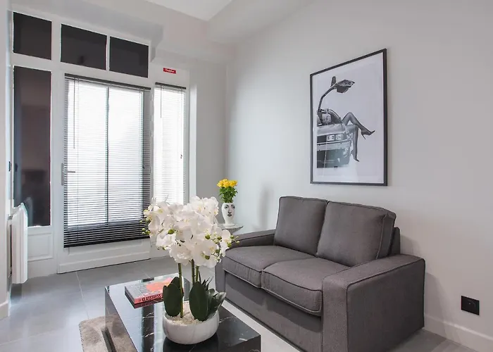 Residense Montmartre By Prestige Lägenhet